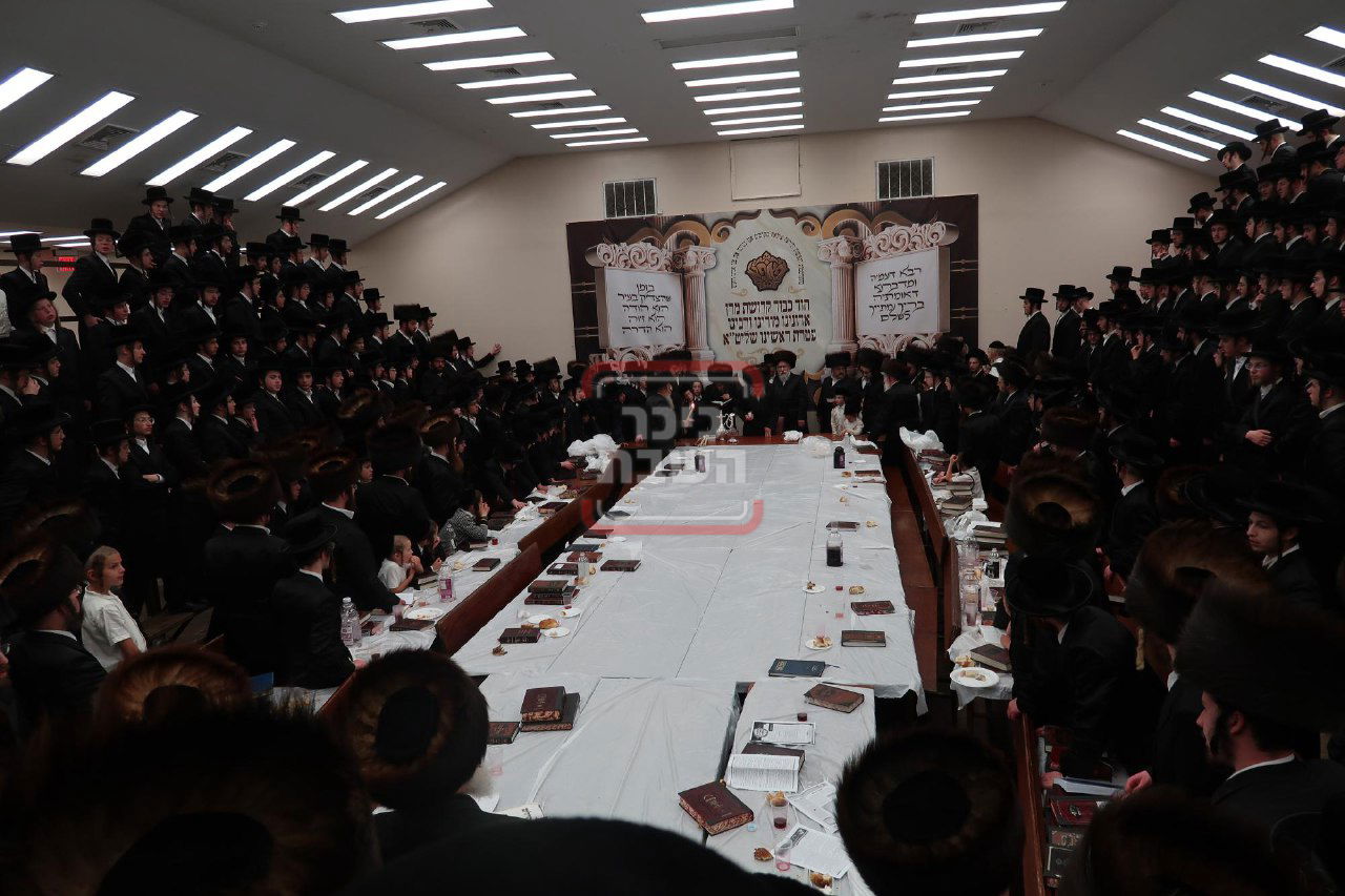 האדמו"ר מפאפא במחנה פאפא בקאנטרי