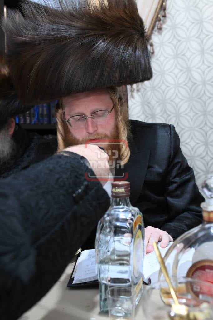 שמחת השבע ברכות בחצה"ק ספינקא בית שמש