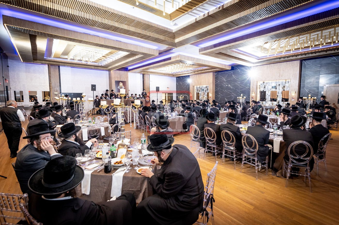 דינר 'זכרון קדוש' באבוב 45