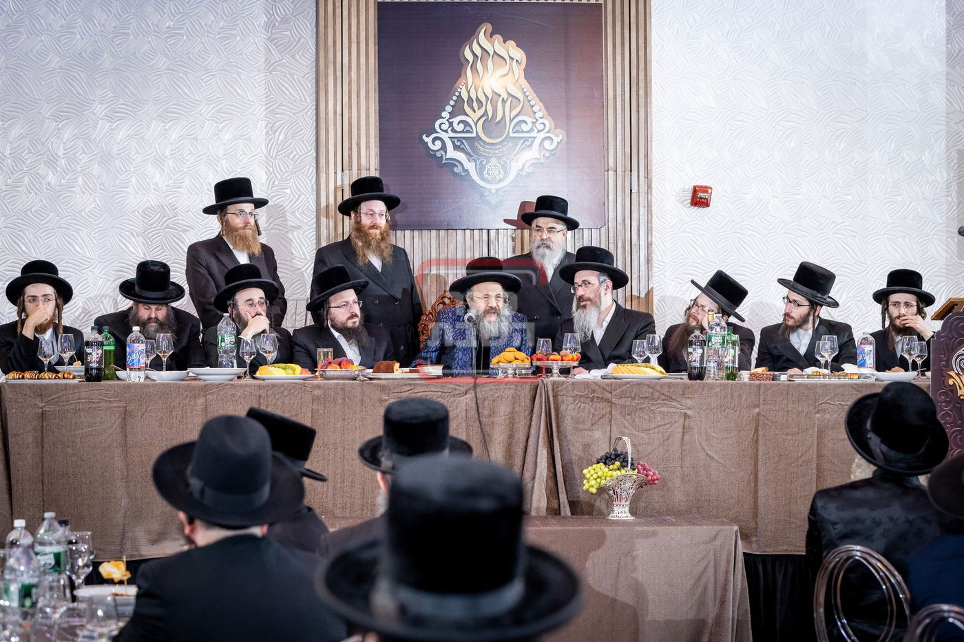 דינר 'זכרון קדוש' באבוב 45