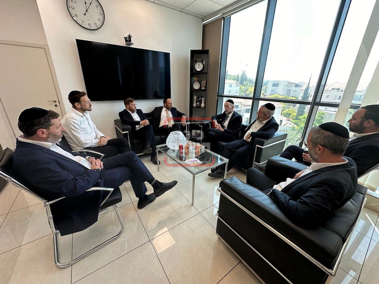 זופניק בכיכר • כל התמונות, הנייעס והחשיפות של השבוע