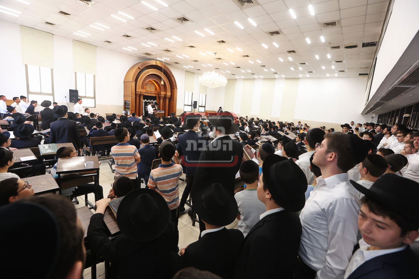 הגאון רבי אהרן פלדמן בשיחה בישיבת 'באר התורה' בבית שמש