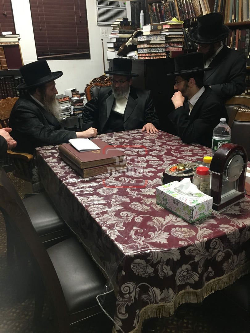 הרה"צ רבי יעקב יוסף טווערסקי מסקווירא, בבתי אדמור"י ארה"ב 