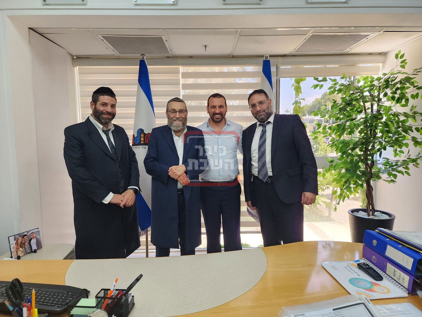 זופניק בכיכר • כל התמונות, הנייעס והחשיפות של השבוע