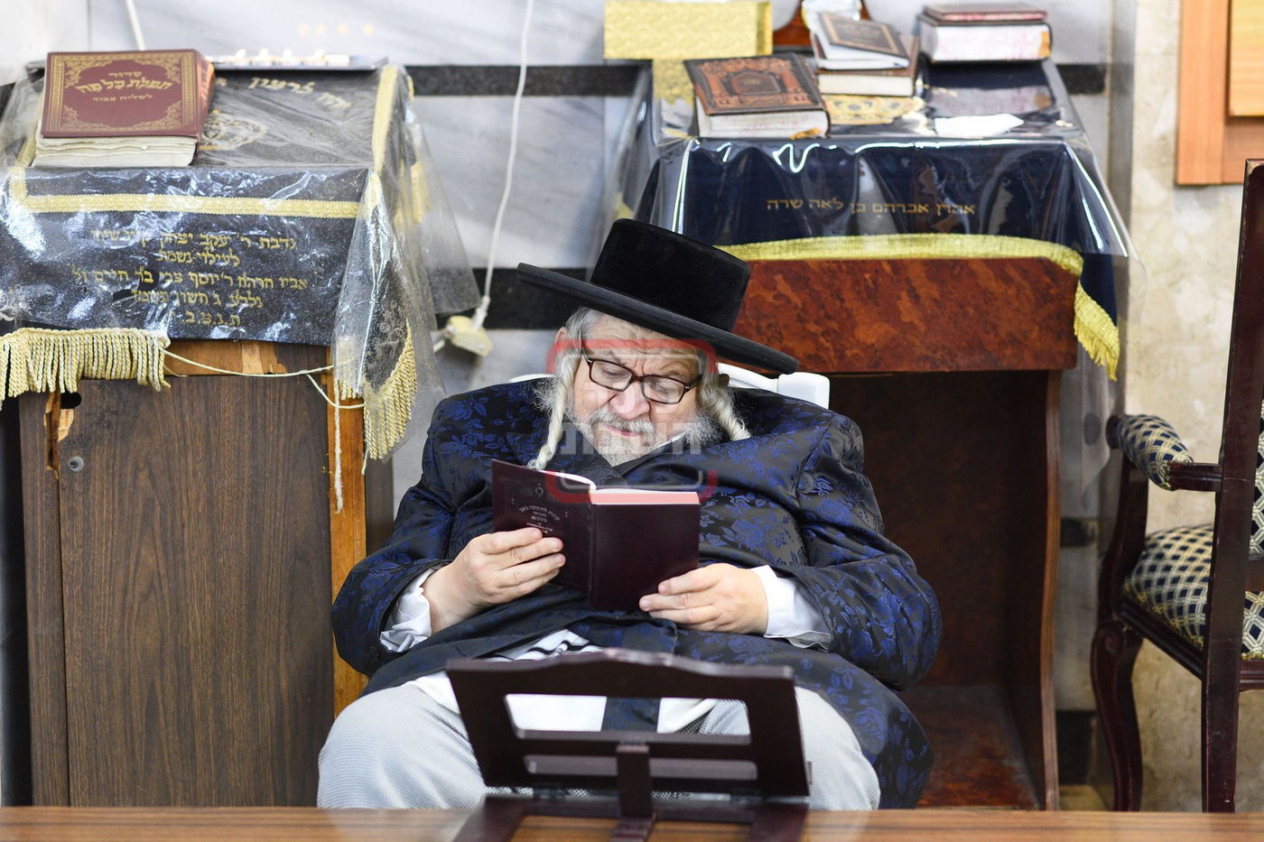 תשעה באב בחצה"ק טעמשוואר 