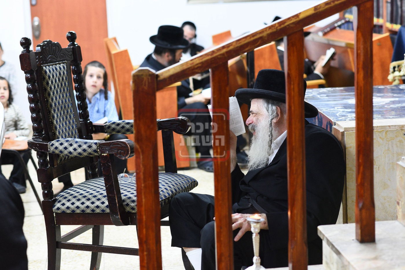 תשעה באב בחצה"ק חוג חתם סופר