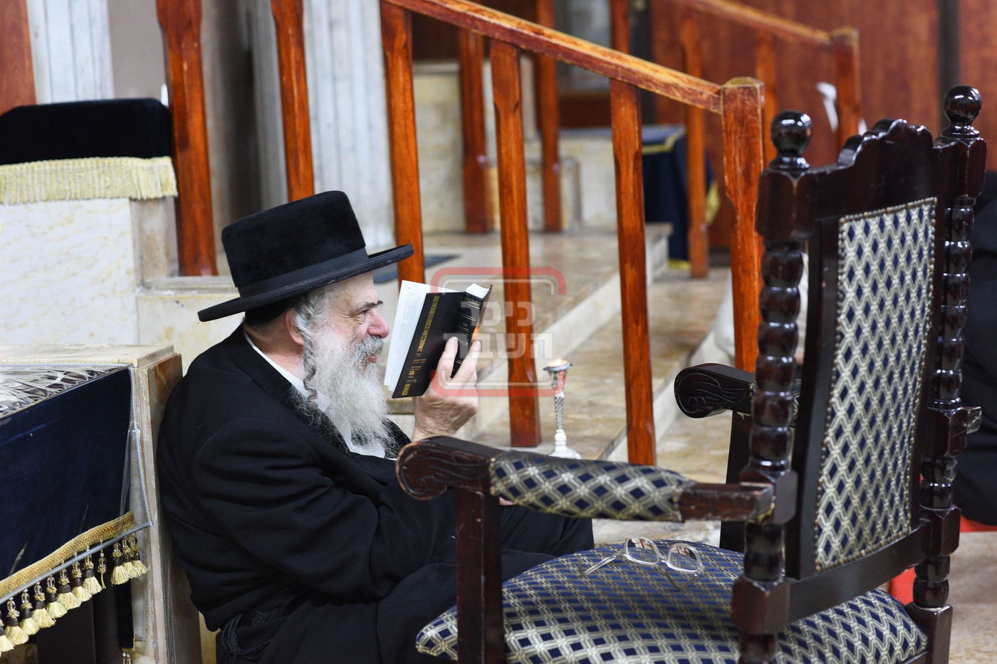 תשעה באב בחצה"ק חוג חתם סופר