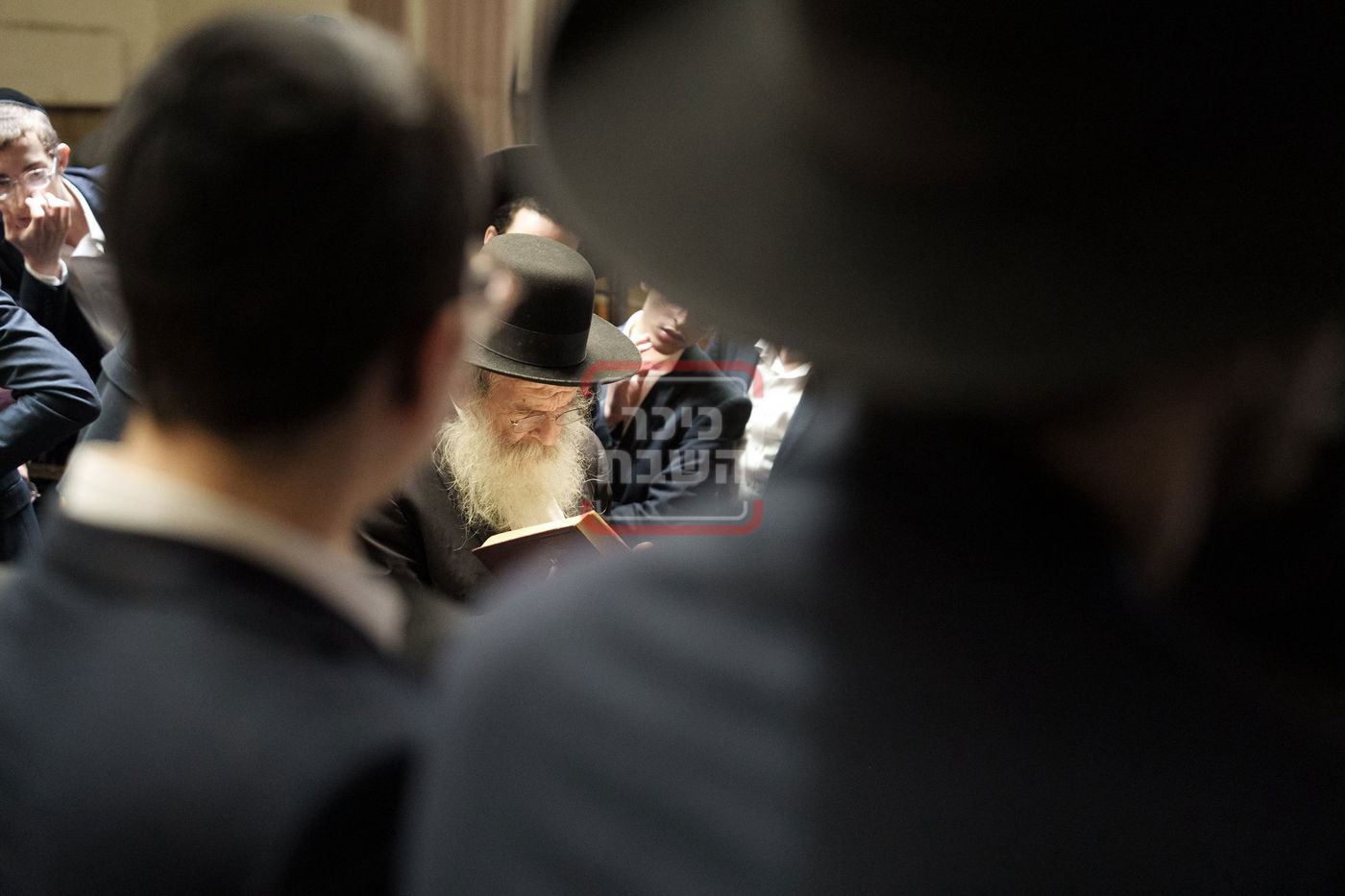 תשעה באב בהיכל ישיבת פוניבז' - ובביהמ"ד לדרמן בב"ב 