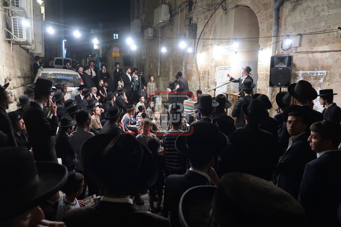 תשעה באב בחצרות הקודש בירושלים