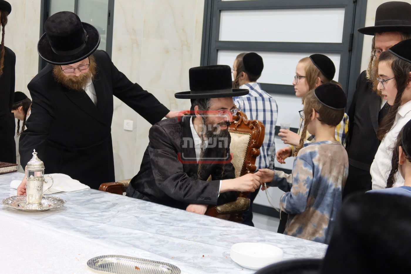 תשעה באב בחצה"ק זוויעהיל