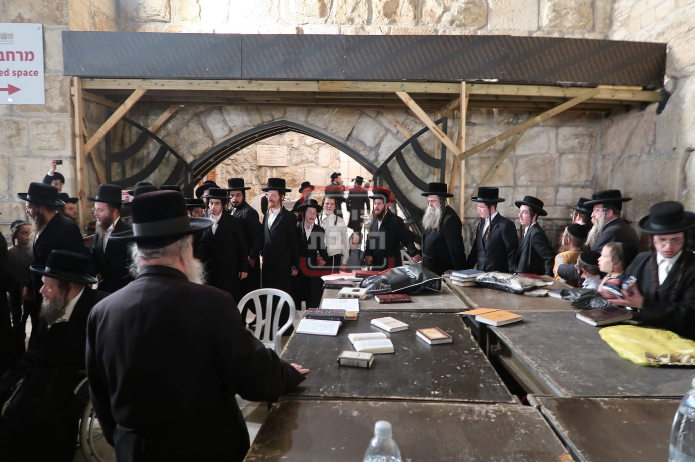 האדמו"ר מלעלוב ירושלים בכותל המערבי