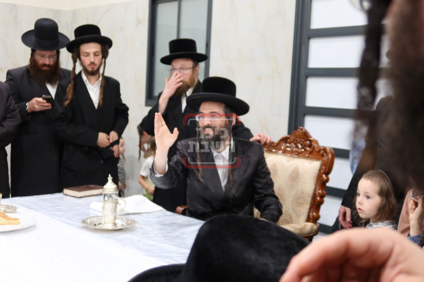 תשעה באב בחצה"ק זוויעהיל