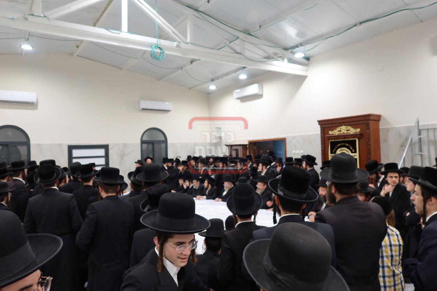 תשעה באב בחצה"ק זוויעהיל