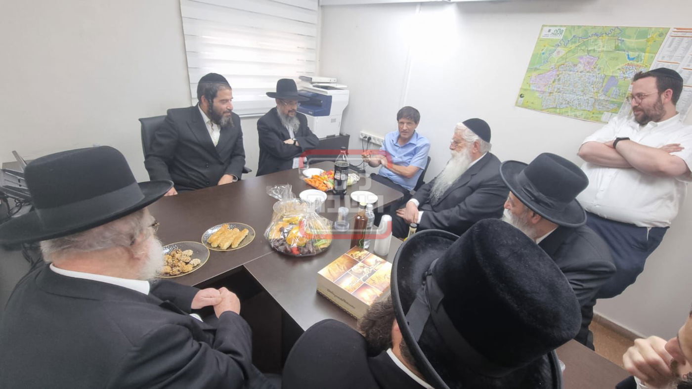 זופניק בכיכר • כל התמונות, הנייעס והחשיפות של השבוע