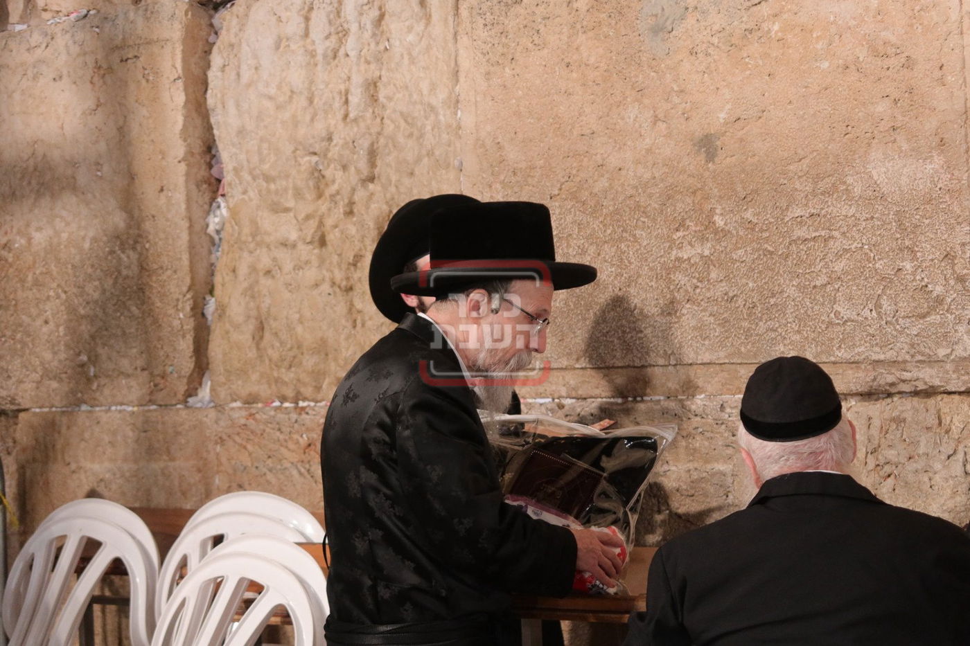 אדמורי"ם ורבנים בכותל המערבי