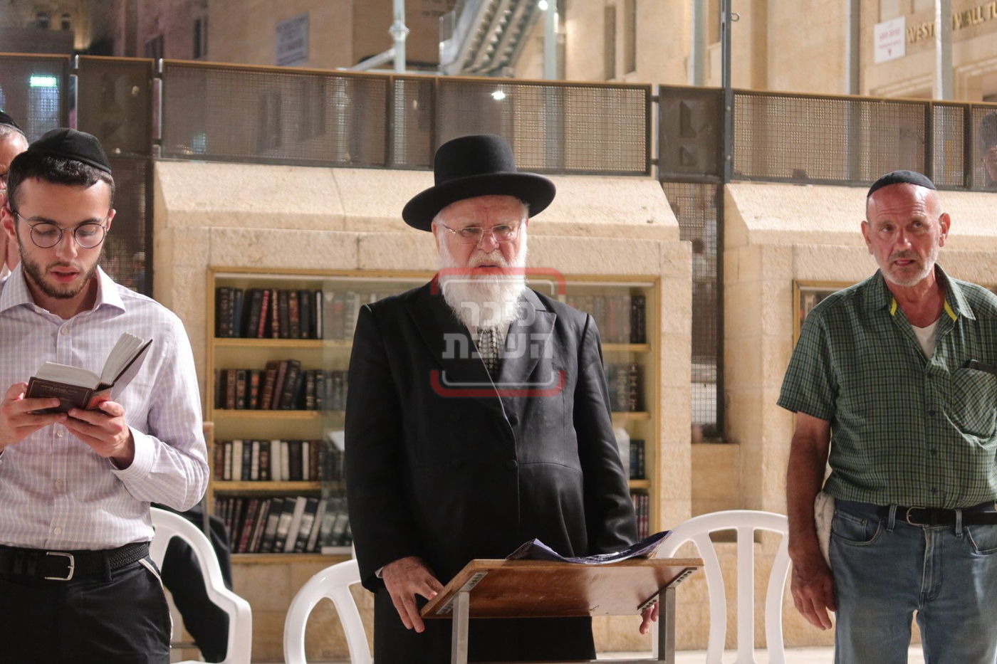 אדמורי"ם ורבנים בכותל המערבי