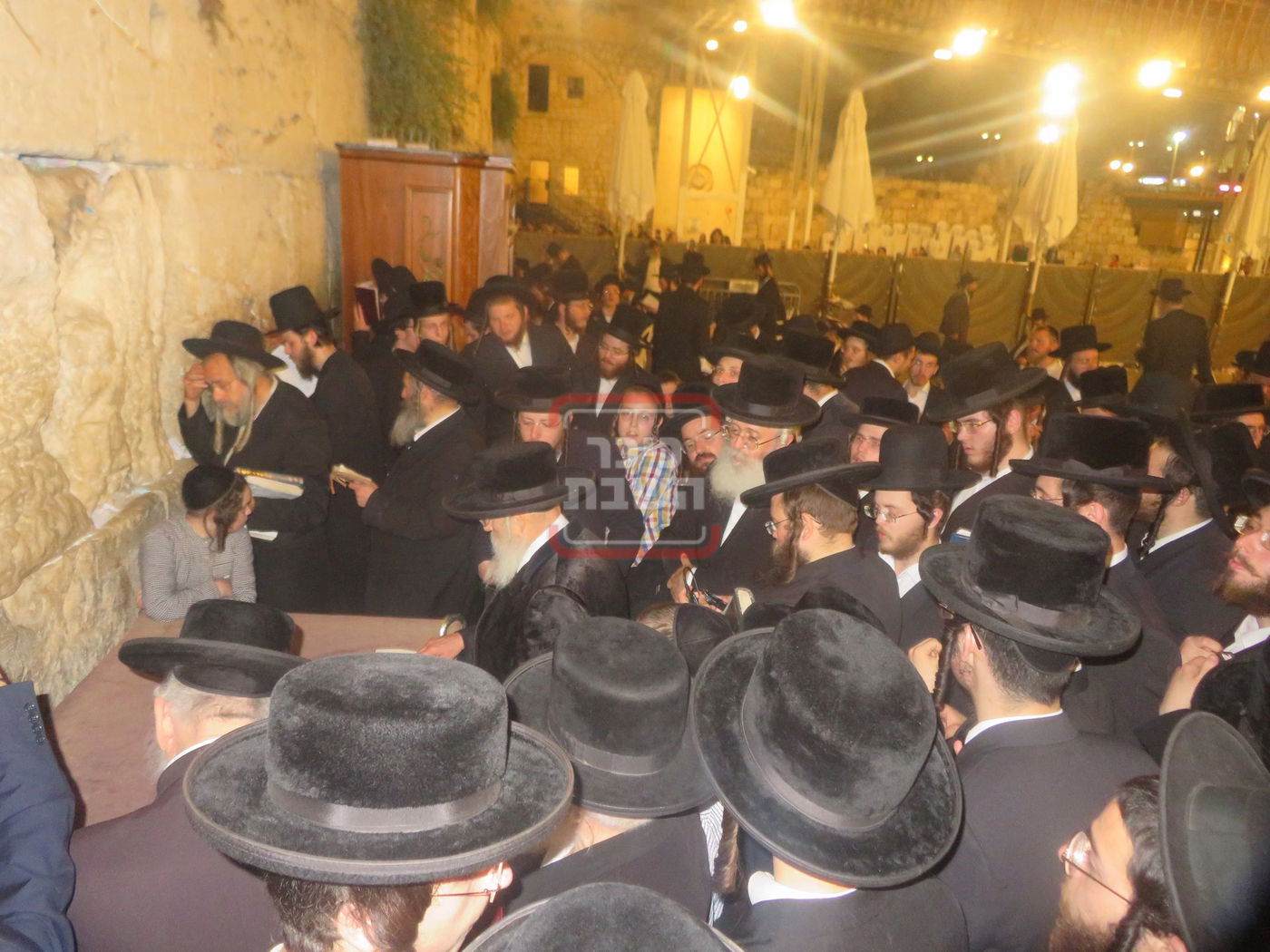 אדמורי"ם ורבנים בכותל המערבי