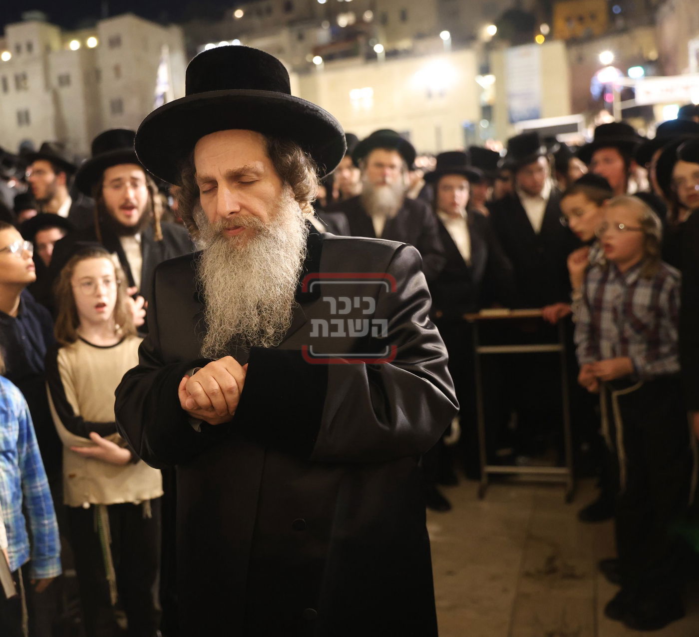 אדמורי"ם ורבנים בכותל המערבי