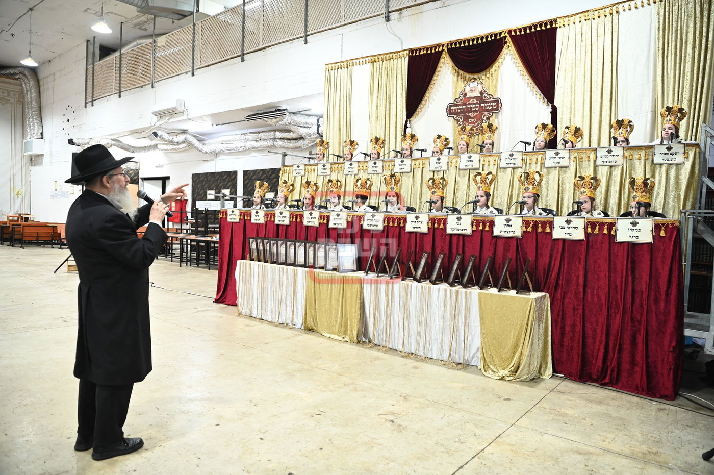 מסיבת חומש בתלמוד תורה מכנובקא בעלזא