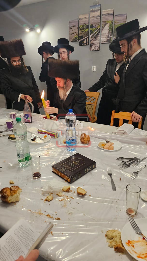 האדמו"ר מרחמסטריווקא ספרינג וואלי, בעיירת דינוב 