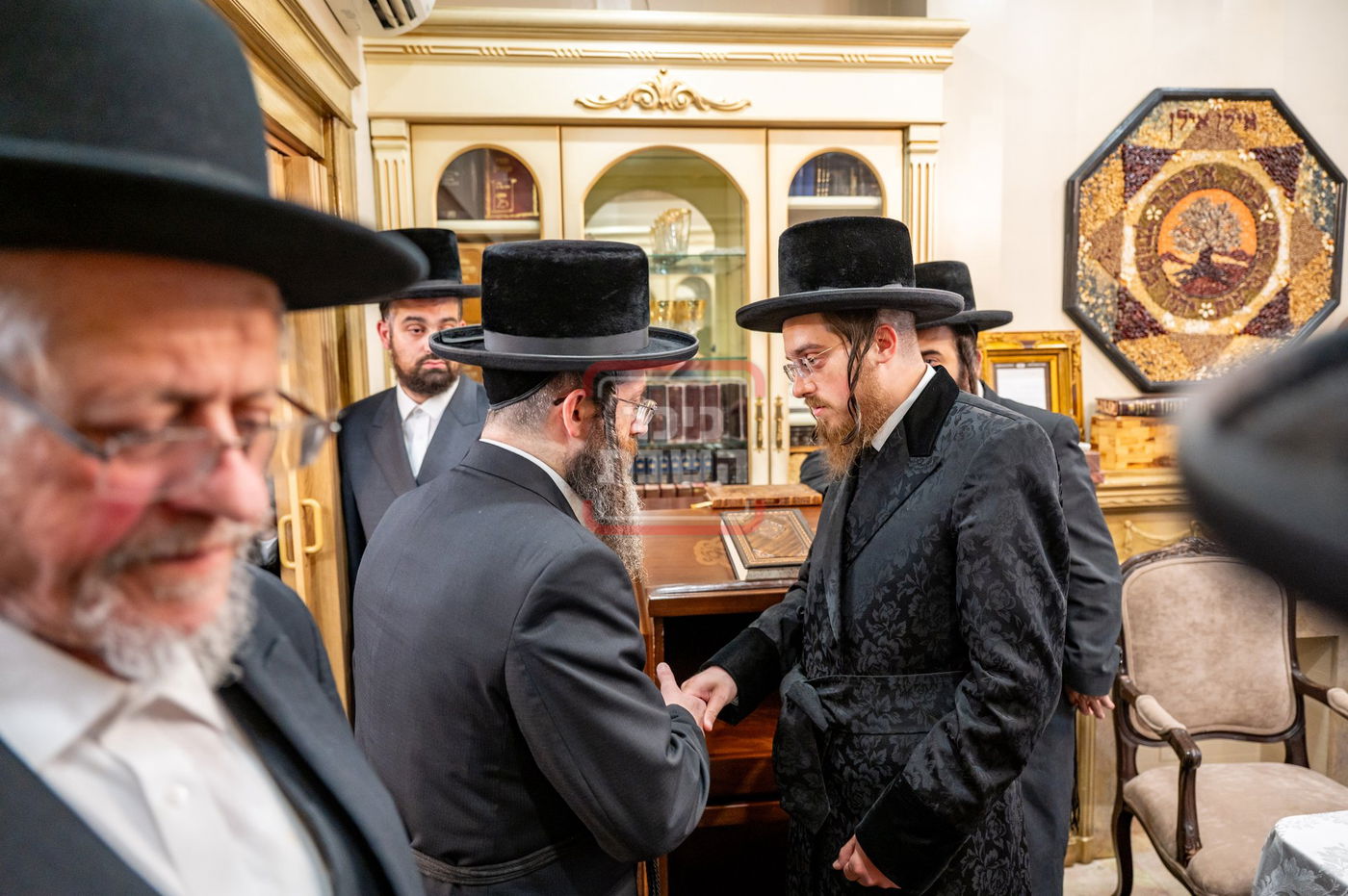 האדמו"ר מסאדיגורה במעמד קבלת פנים בבית האכסניה במאנטריאל