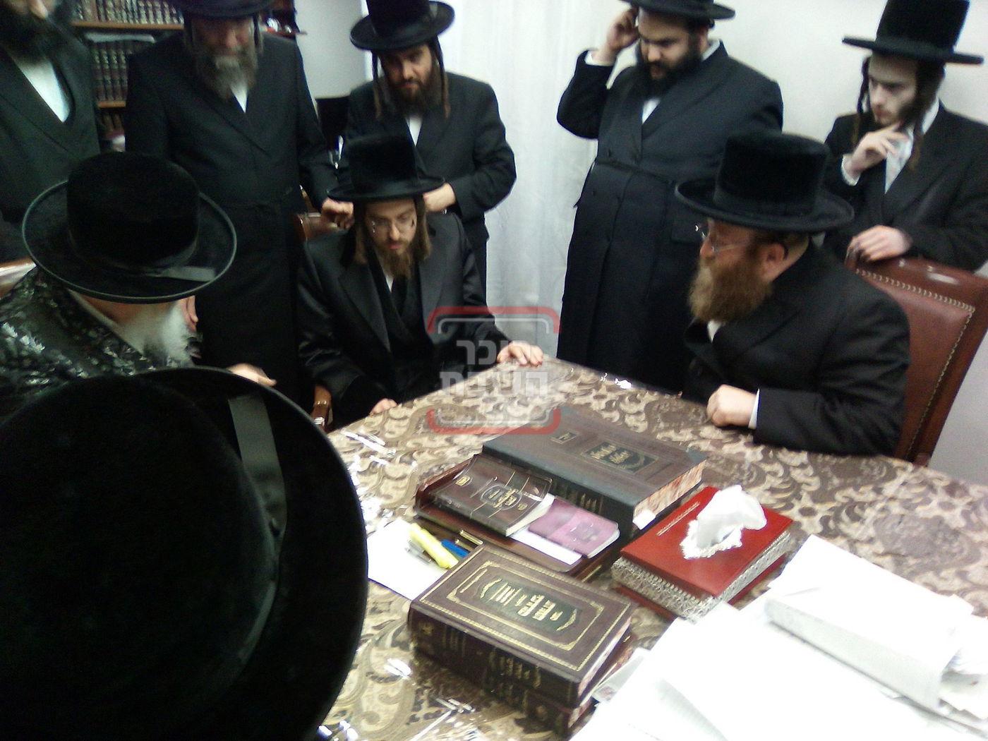 האדמו"ר מסאדיגורה בביקור אצל האדמו"ר מויז'ניץ מאנטריאל