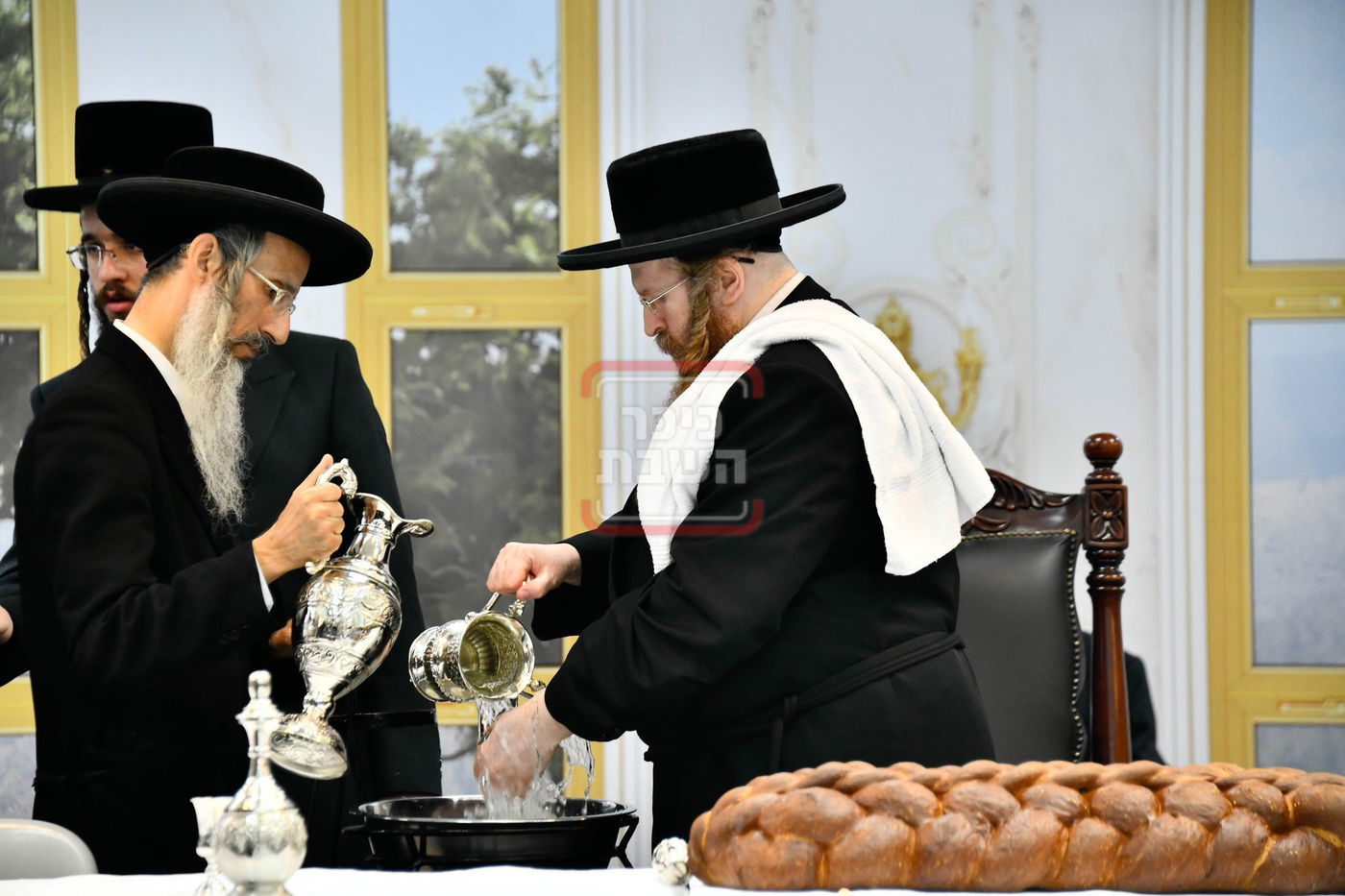 טיש הילולא בשומרי אמונים