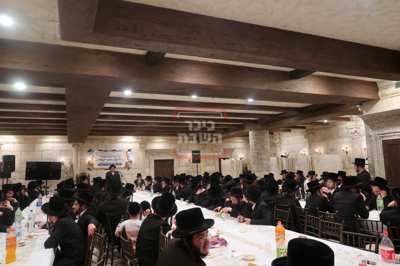 הגה"צ אב"ד ויז'ניץ אלעד במירון 