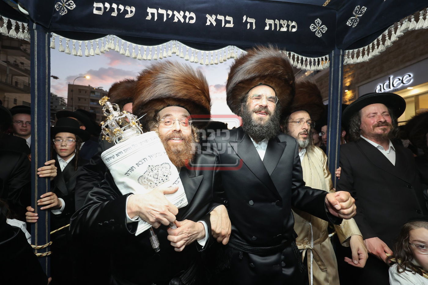 הכנסת ספר תורה בסטוטשין 