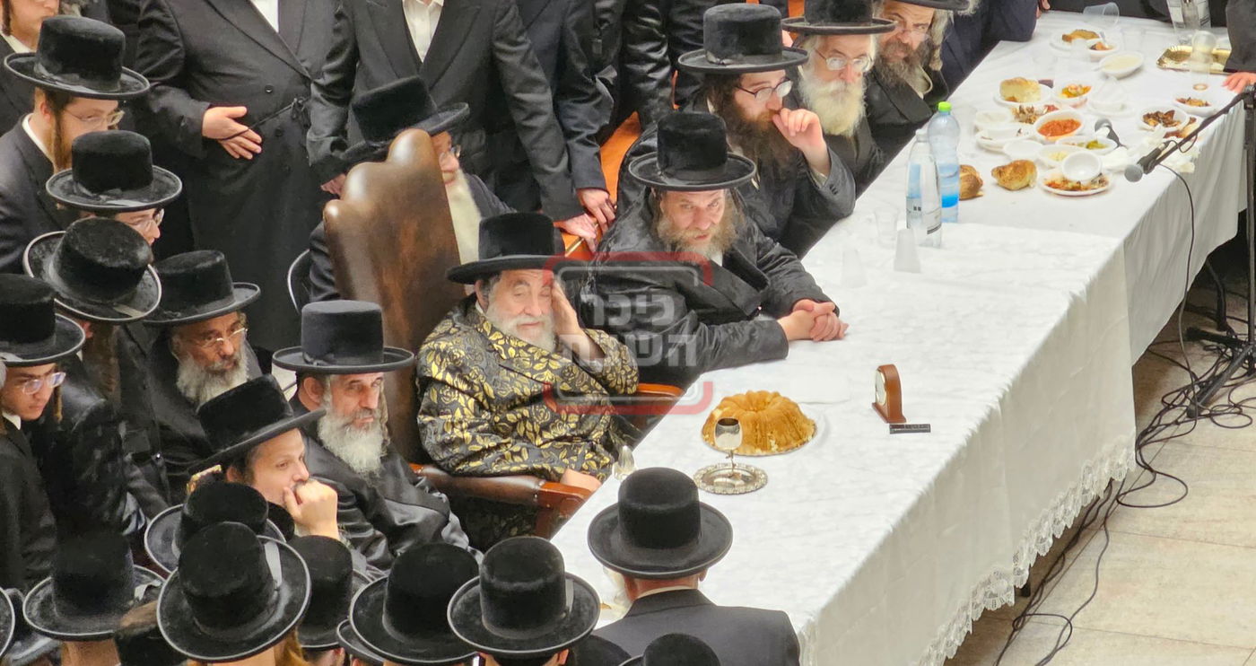 האדמו"ר מויז'ניץ בטיש הילולת בעל ה'דמשק אליעזר' 