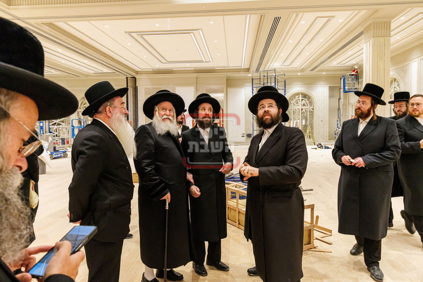 מעמד קביעת מזוזות באולם 'אהלי פרידא' ד'באבוב בב"פ