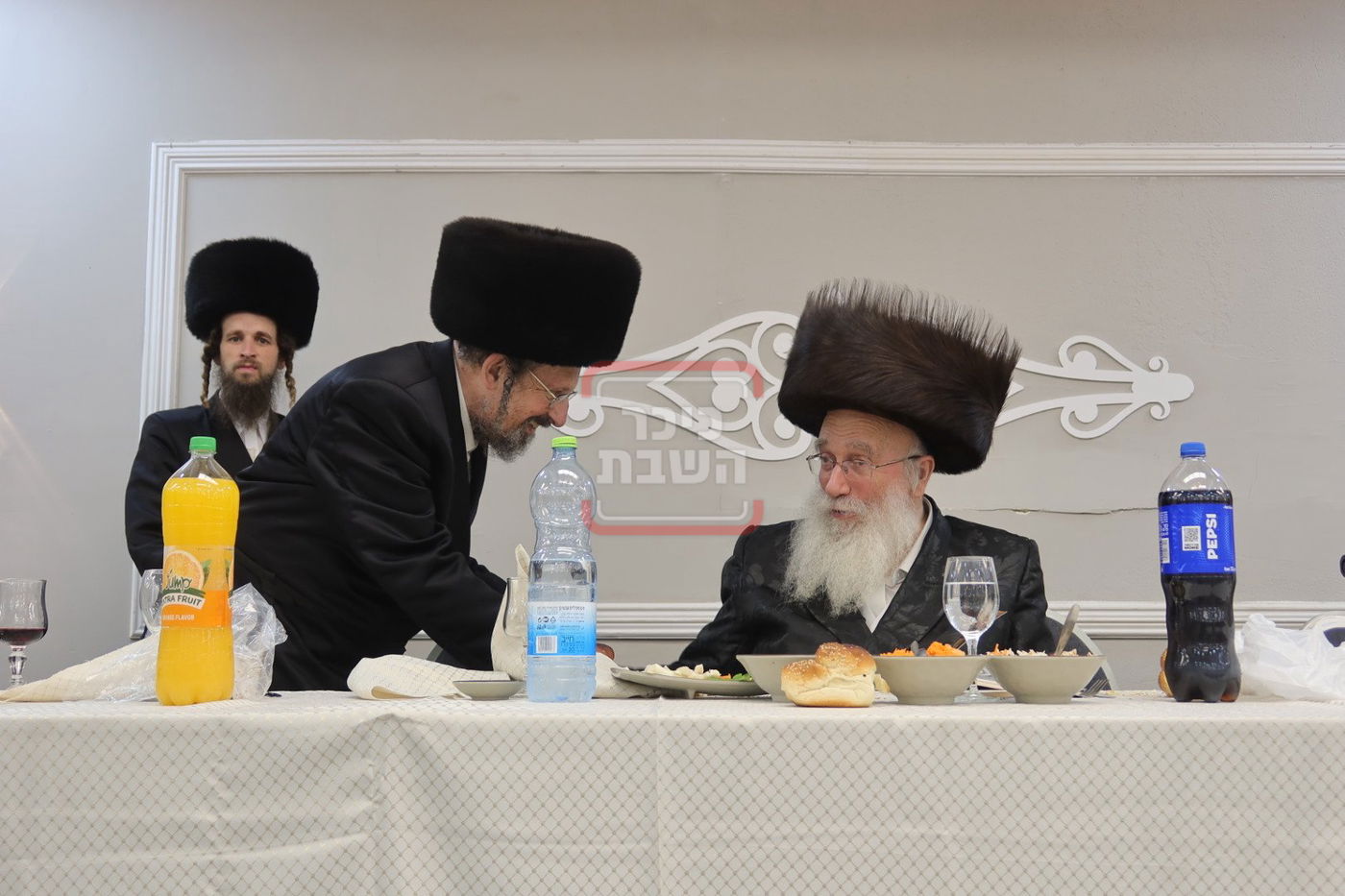 שמחת בית ראדומישלא - שערי הוראה 