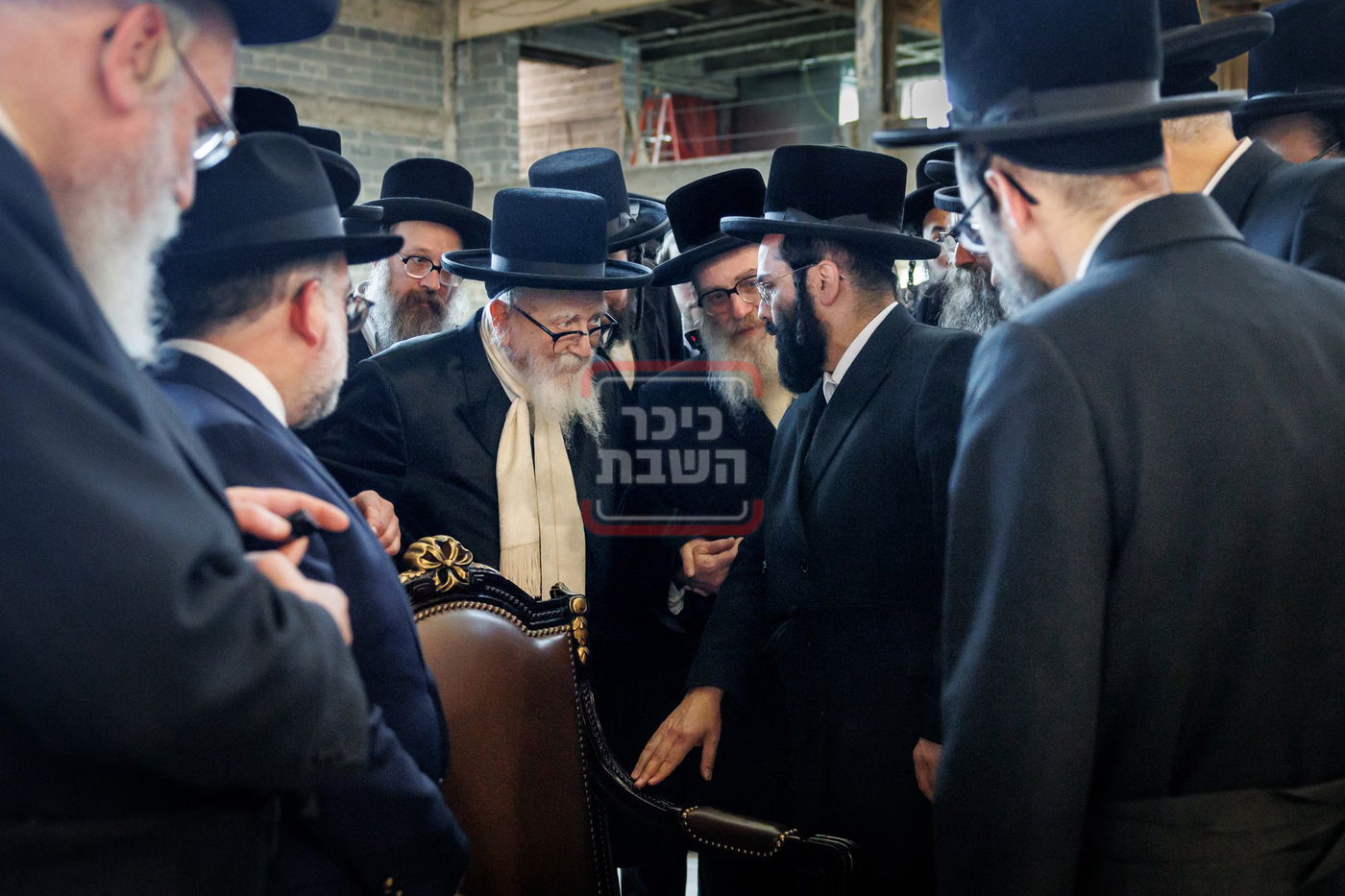 הנחת אבן הפינה למקווה הפרטית של האדמו"ר מסקווירא