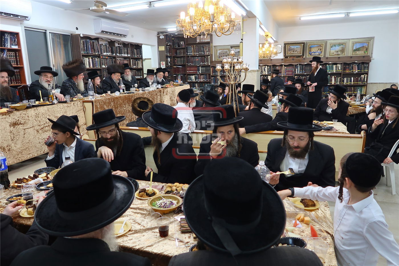 שמחת בית אנטניא - בערגזאסז