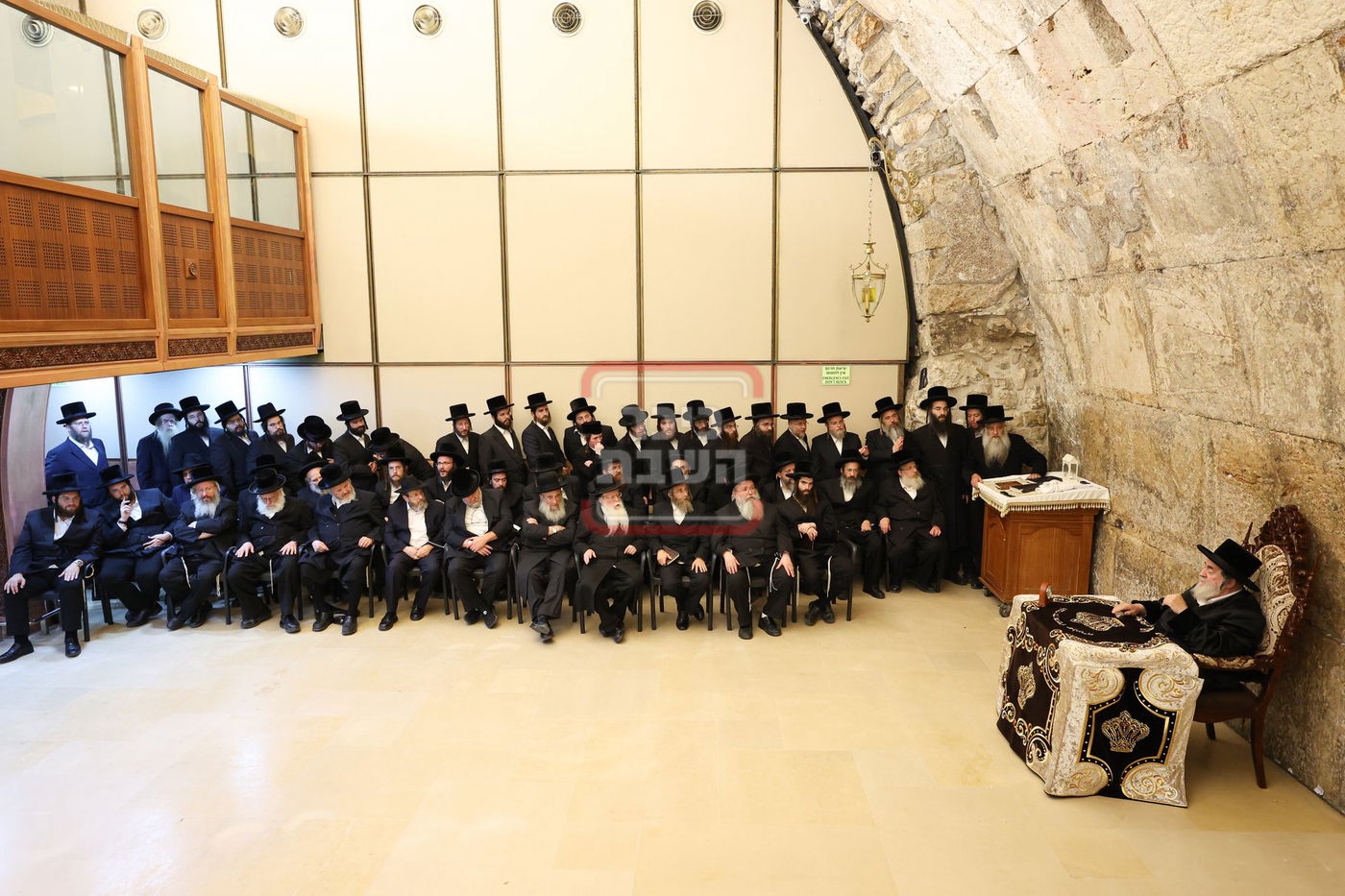 האדמו"ר מויז'ניץ במסע הקודש לעיה"ק ירושלים 