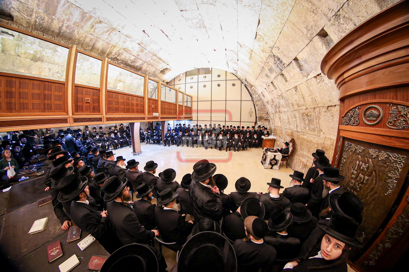 האדמו"ר מויז'ניץ במסע הקודש לעיה"ק ירושלים 