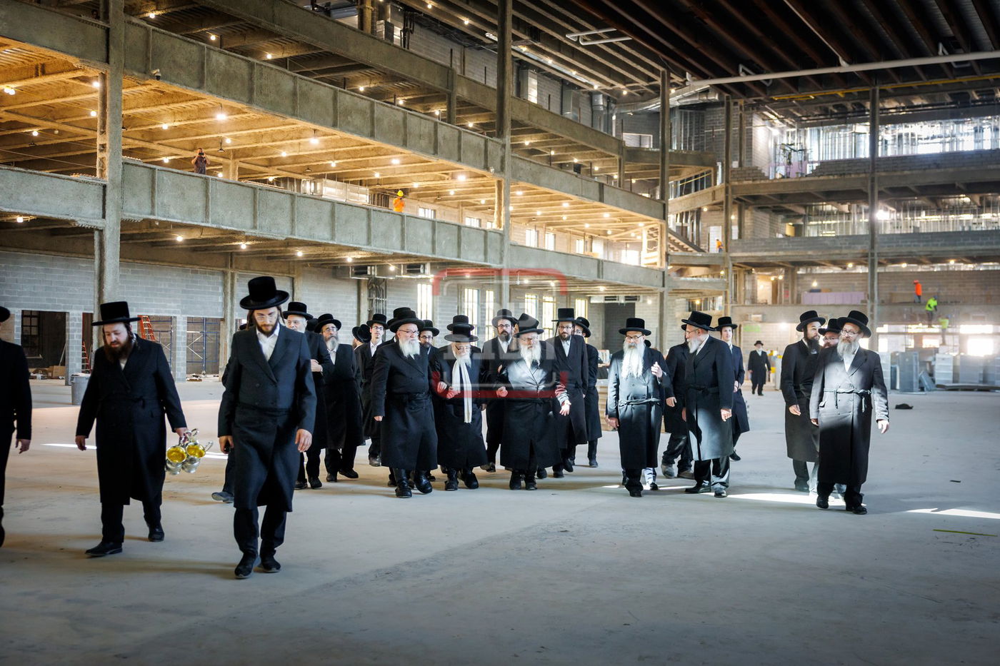 הנחת אבן הפינה למקווה הפרטית של האדמו"ר מסקווירא