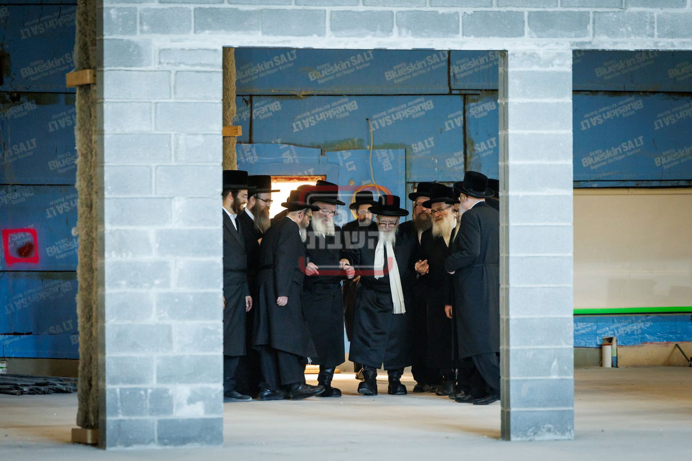 הנחת אבן הפינה למקווה הפרטית של האדמו"ר מסקווירא