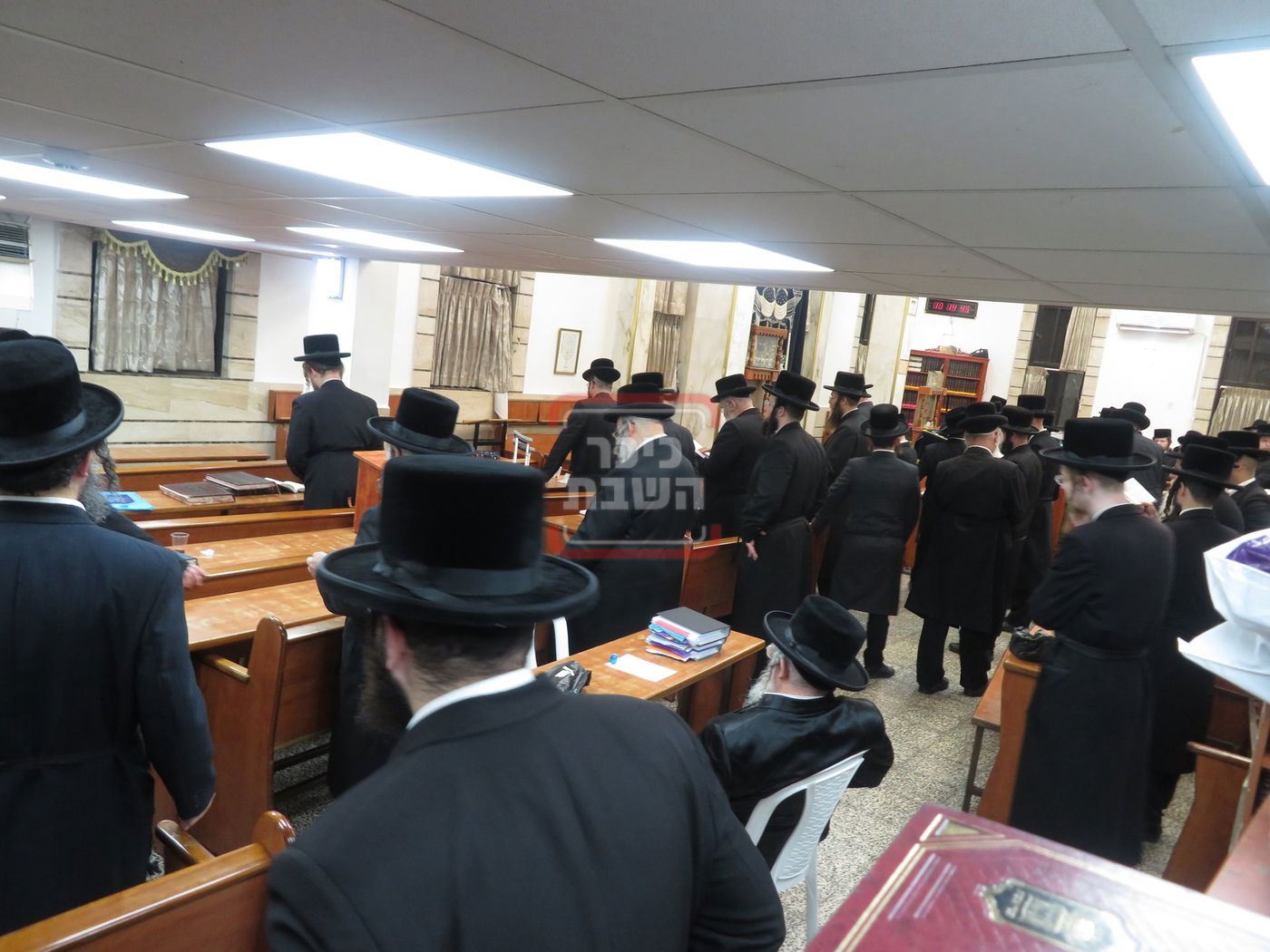 האדמו"ר מסערט ויז'ניץ בביקור בקרב חסידיו בבני ברק