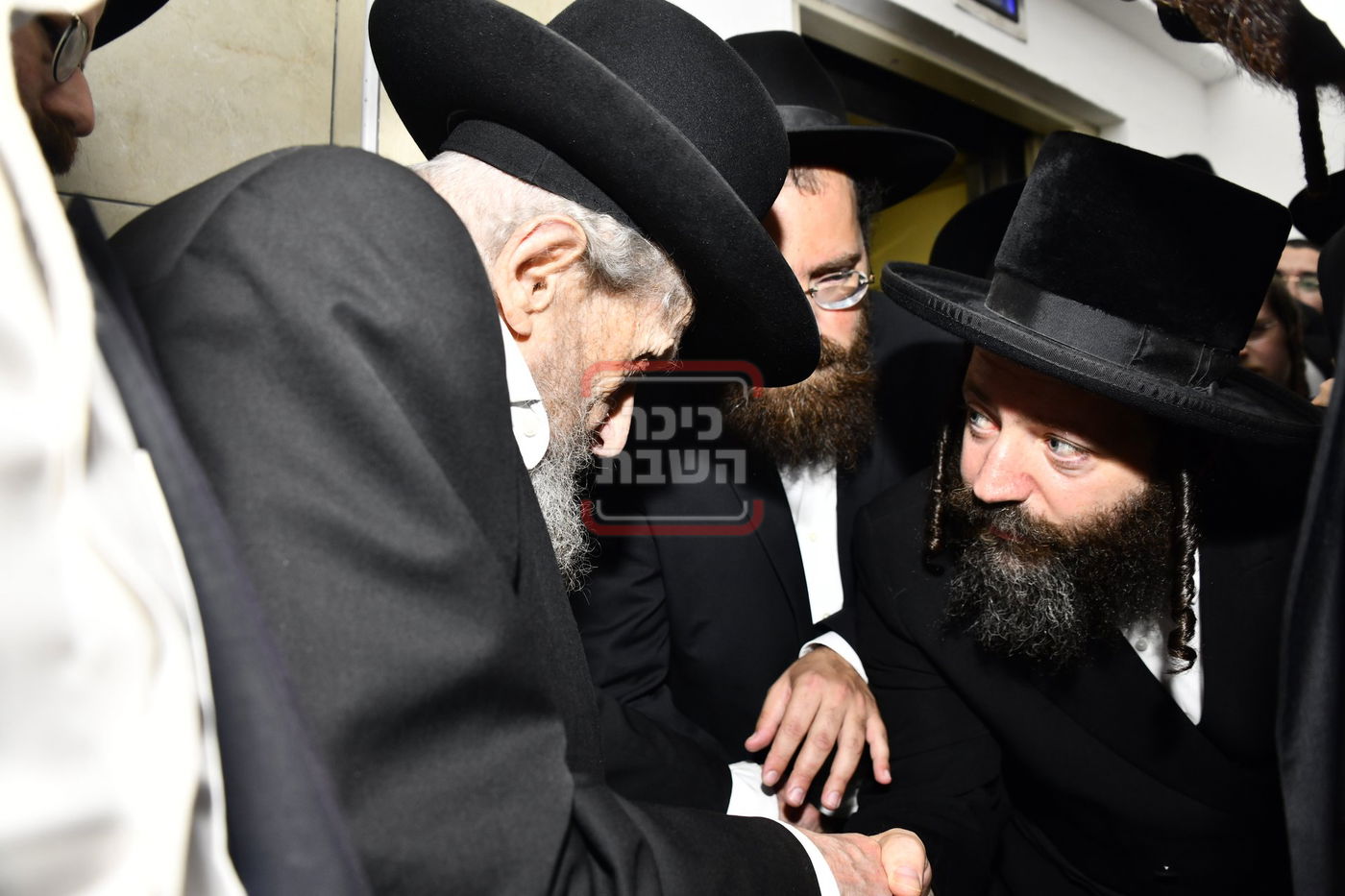 הגאון רבי דב לנדו בשיעור כללי בישיבת באבוב בבני ברק 