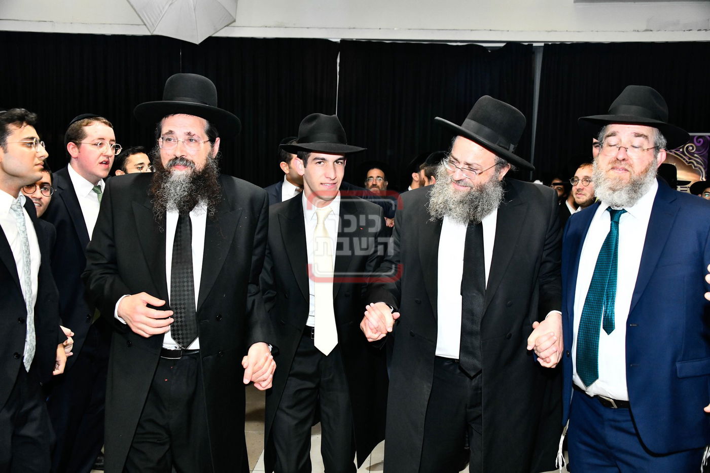 שמחת נישואי בת הגאון רבי אליעזר יהודה פינקל ראש ישיבת מיר 