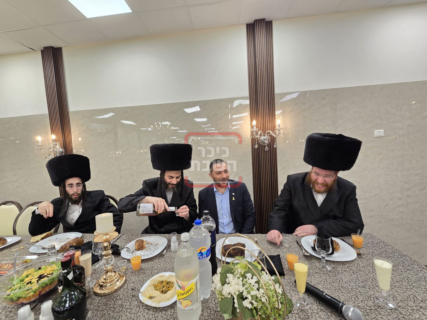 זופניק בכיכר • כל התמונות, הנייעס והחשיפות של השבוע