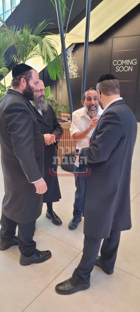 זופניק בכיכר • כל התמונות, הנייעס והחשיפות של השבוע