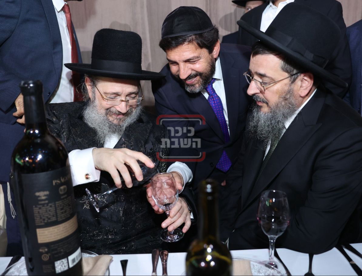 זופניק בכיכר • כל התמונות, הנייעס והחשיפות של השבוע