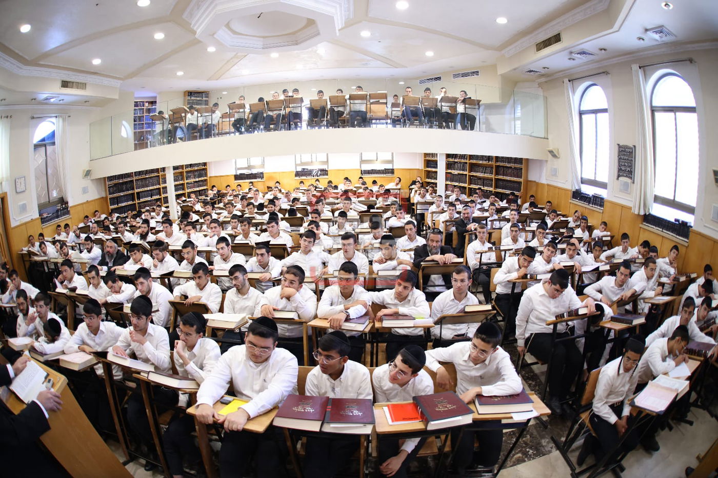 פתיחת הזמן בישיבת 'ברית יעקב' בירושלים 