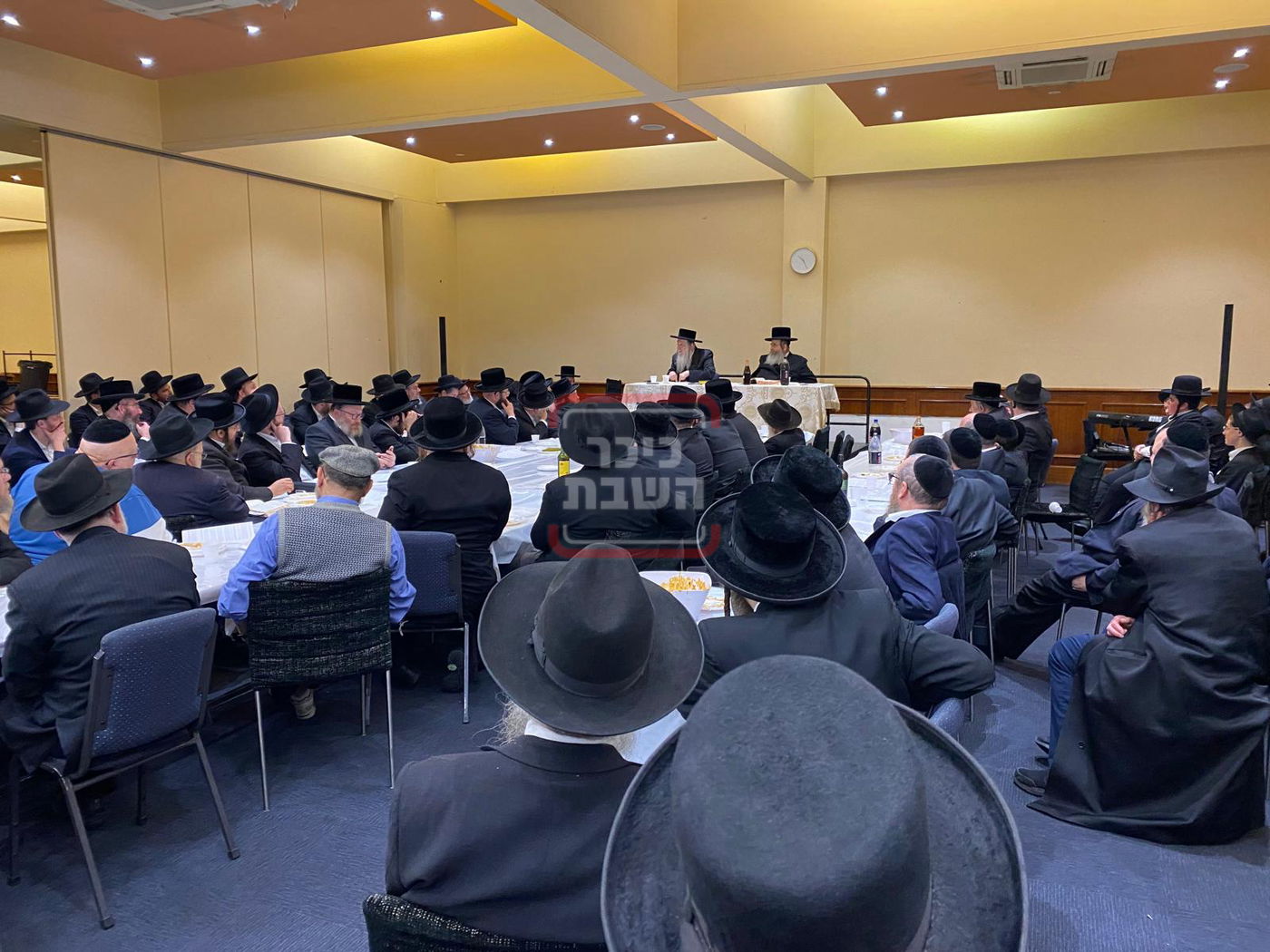 בשיחת הכנה בליל שישי בביהמ"ד באוסטרליה