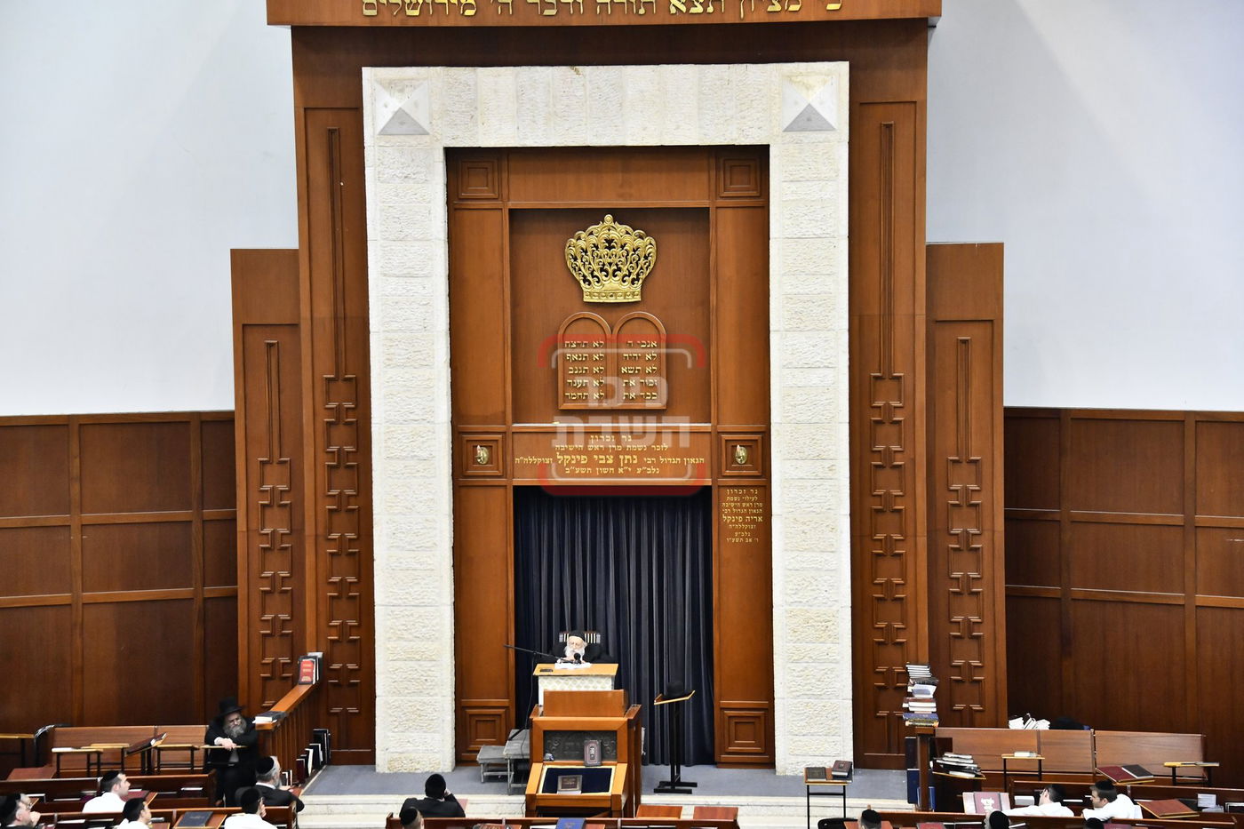 הגאון רבי מאיר גריינמן בביקור בישיבת מיר בברכפלד 