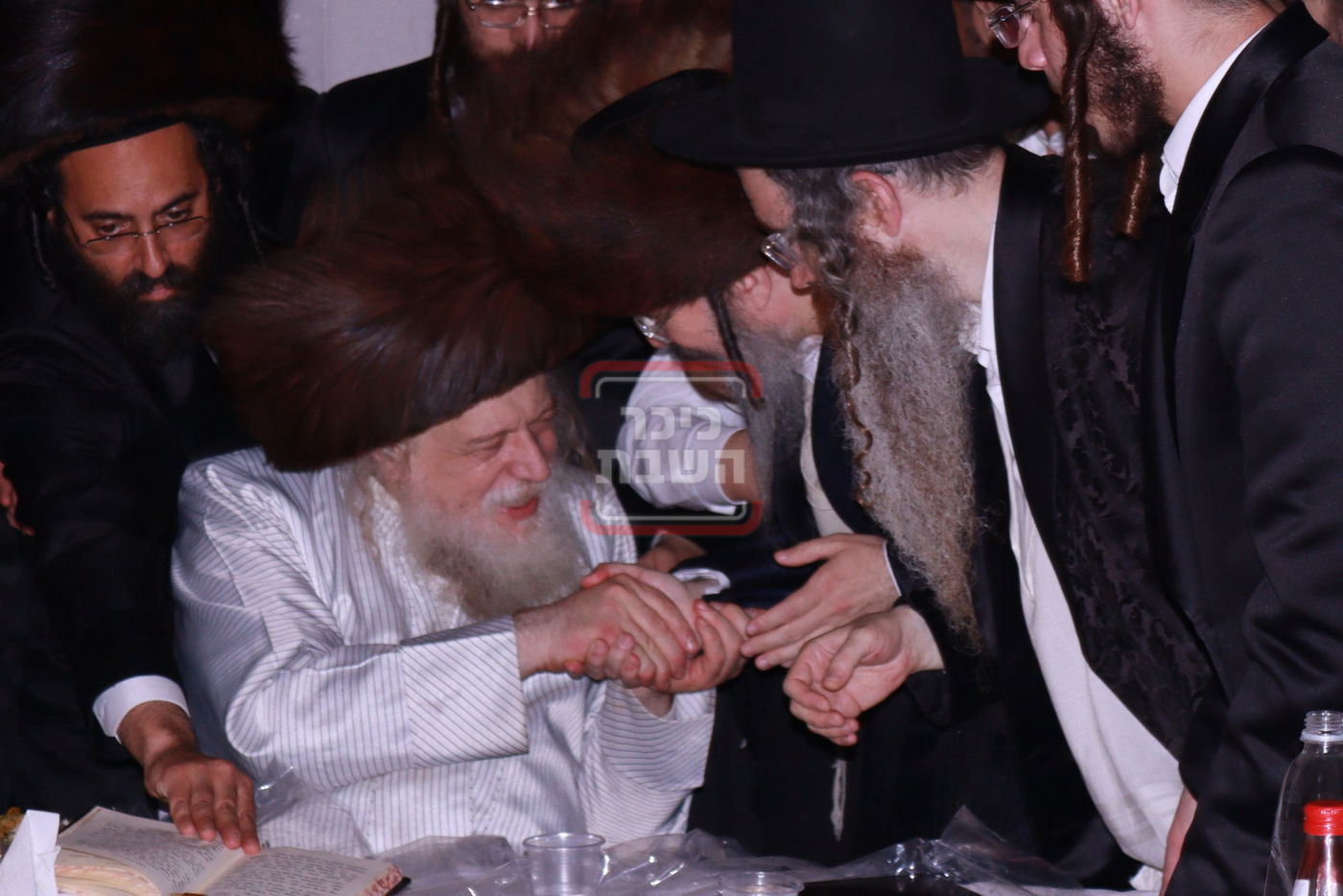 האדמו"ר ממבקשי אמונה בברכפלד