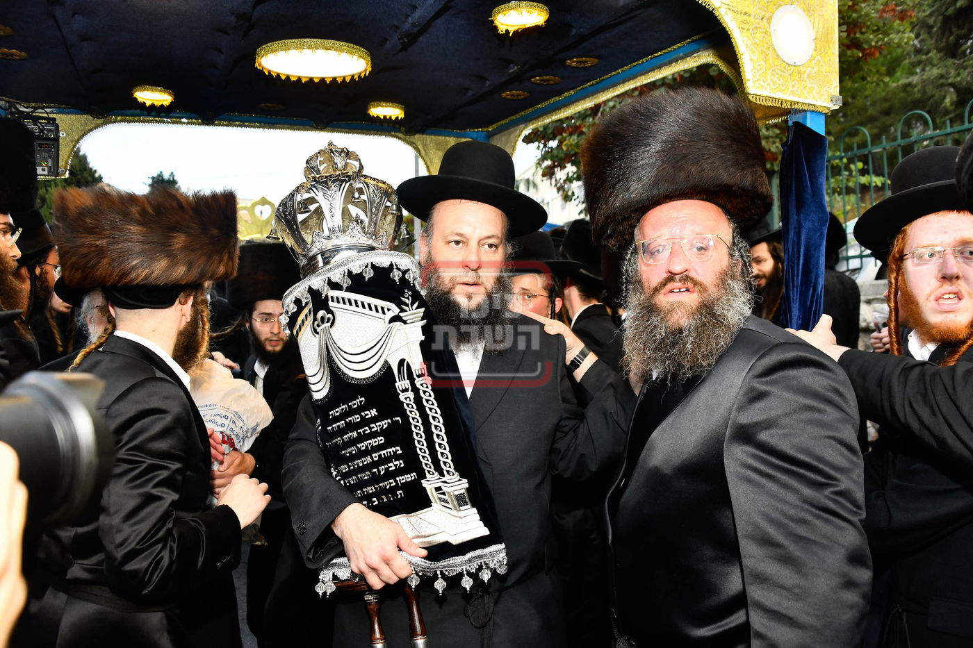 הכנסת ספר תורה וחנוכת הבית בחצה"ק אמשינוב בצפת