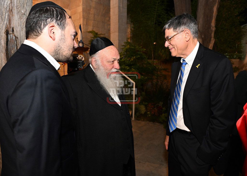 זופניק בכיכר • כל התמונות, הנייעס והחשיפות של השבוע